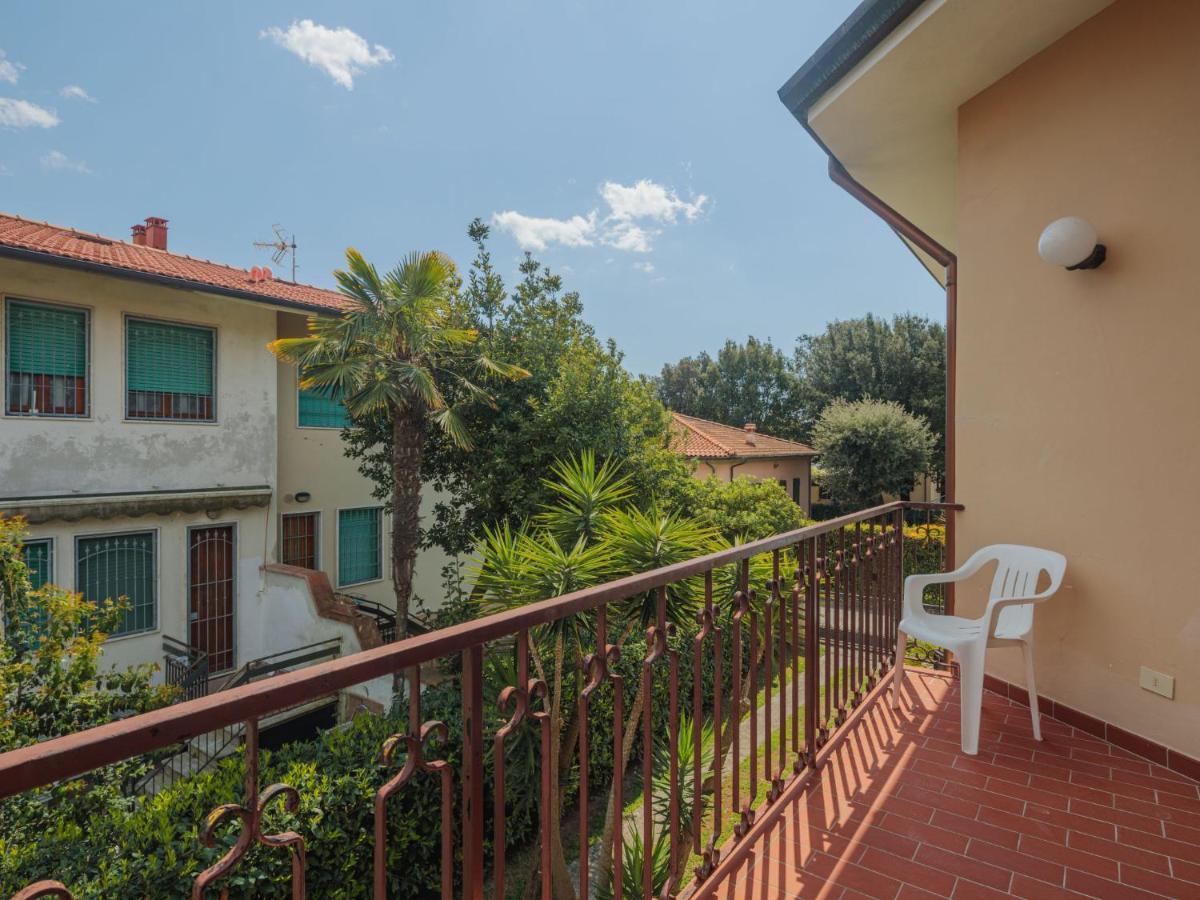 Holiday Home Antonia By Interhome Marina di Pietrasanta Eksteriør bilde