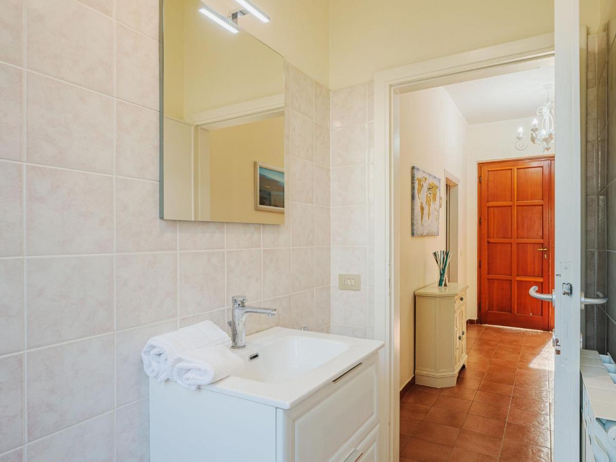 Holiday Home Antonia By Interhome Marina di Pietrasanta Eksteriør bilde